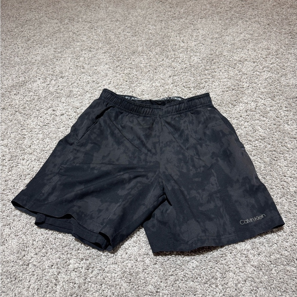 Calvin Klein Dark Camo Liner Running Shorts